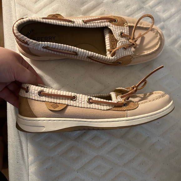 Sperry’s Pink Starfish Boat shoes - Picture 4 of 5